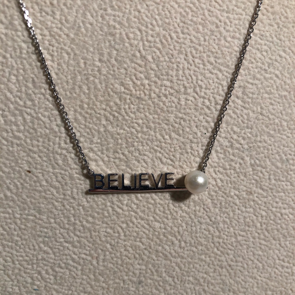 Vantel Pearls Believe Necklace 40$